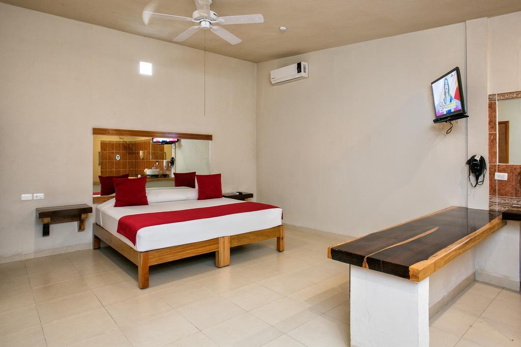 Auto Hotel Paraiso Inn Palenque Phòng bức ảnh
