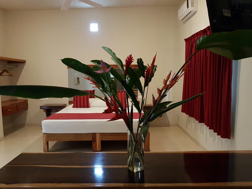 Auto Hotel Paraiso Inn Palenque Ngoại thất bức ảnh